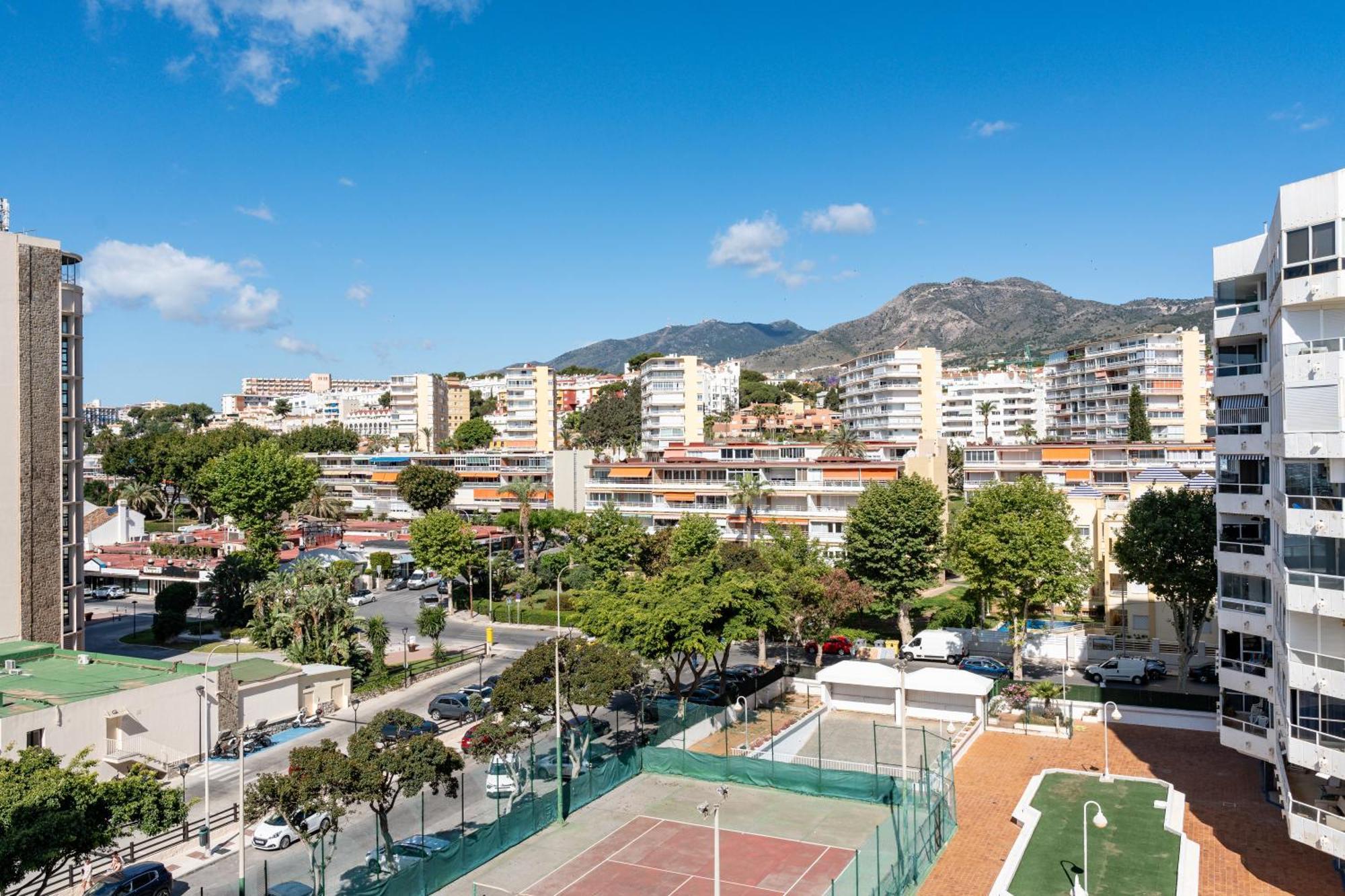 Apartamento Tropico Carihuela View & Parking Torremolinos Exterior foto