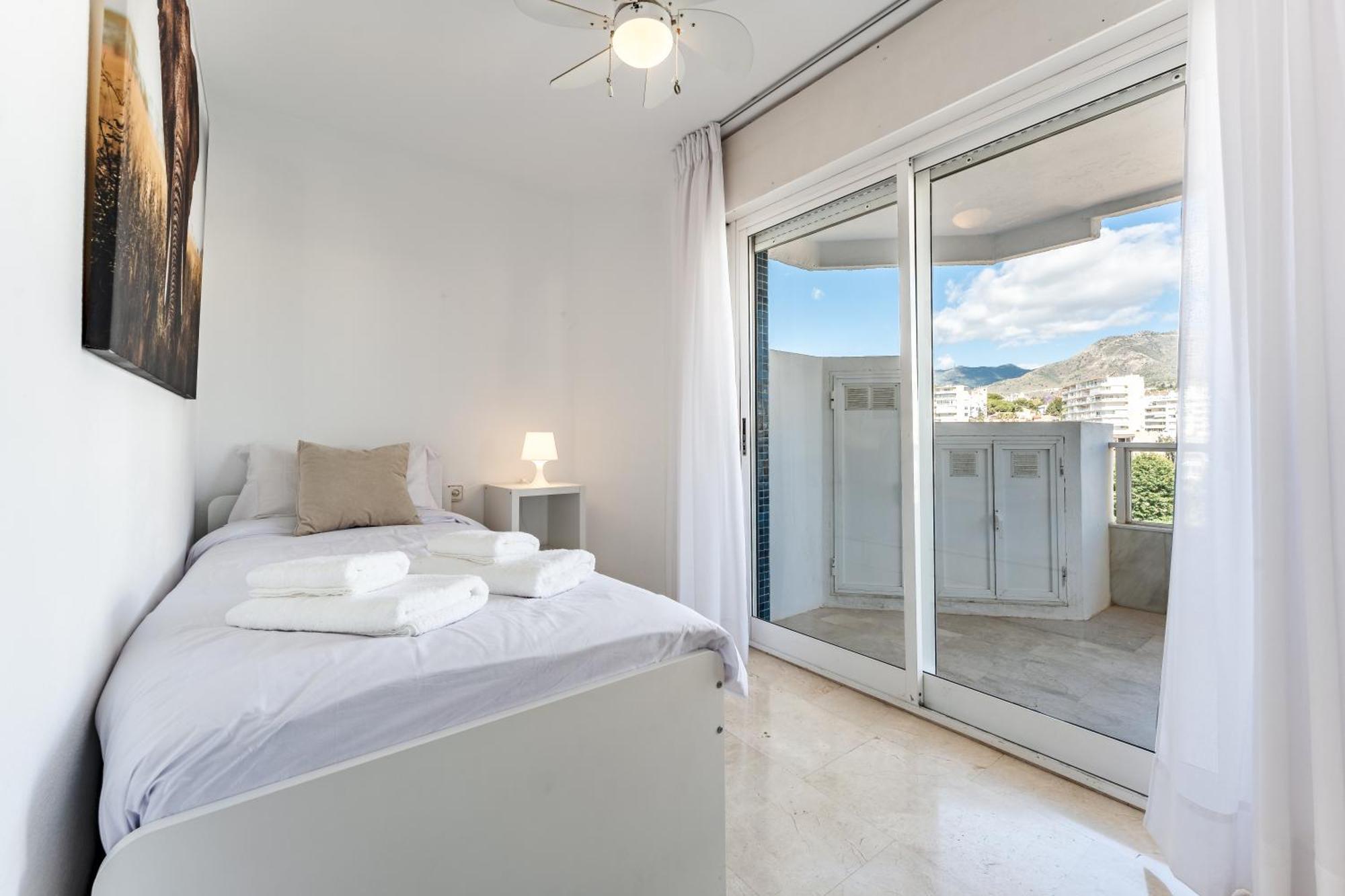 Apartamento Tropico Carihuela View & Parking Torremolinos Exterior foto